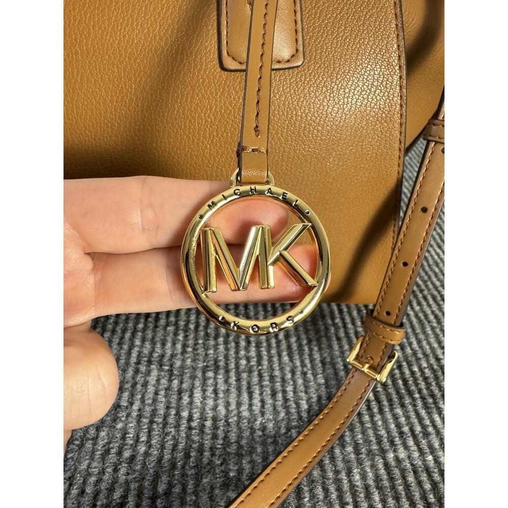 Michael Kors Large Avril Pebbled Brown Leather Satchel Crossbody Luggage NWOT - Picture 9 of 16